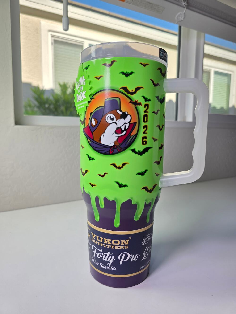 Buc-ees Spooky Nights 2026 Halloween 40oz Tumbler Glows in the Dark - NWT